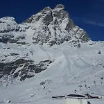 Bilocale Cervinia Cielo Alto Sulle Piste ブレウイル・チェルヴィナイア