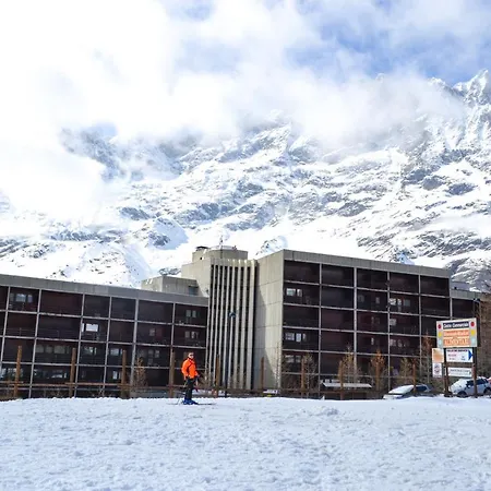 Bilocale Cervinia Cielo Alto Sulle Piste アパート ブレウイル・チェルヴィナイア