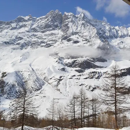Bilocale Cervinia Cielo Alto Sulle Piste * ブレウイル・チェルヴィナイア